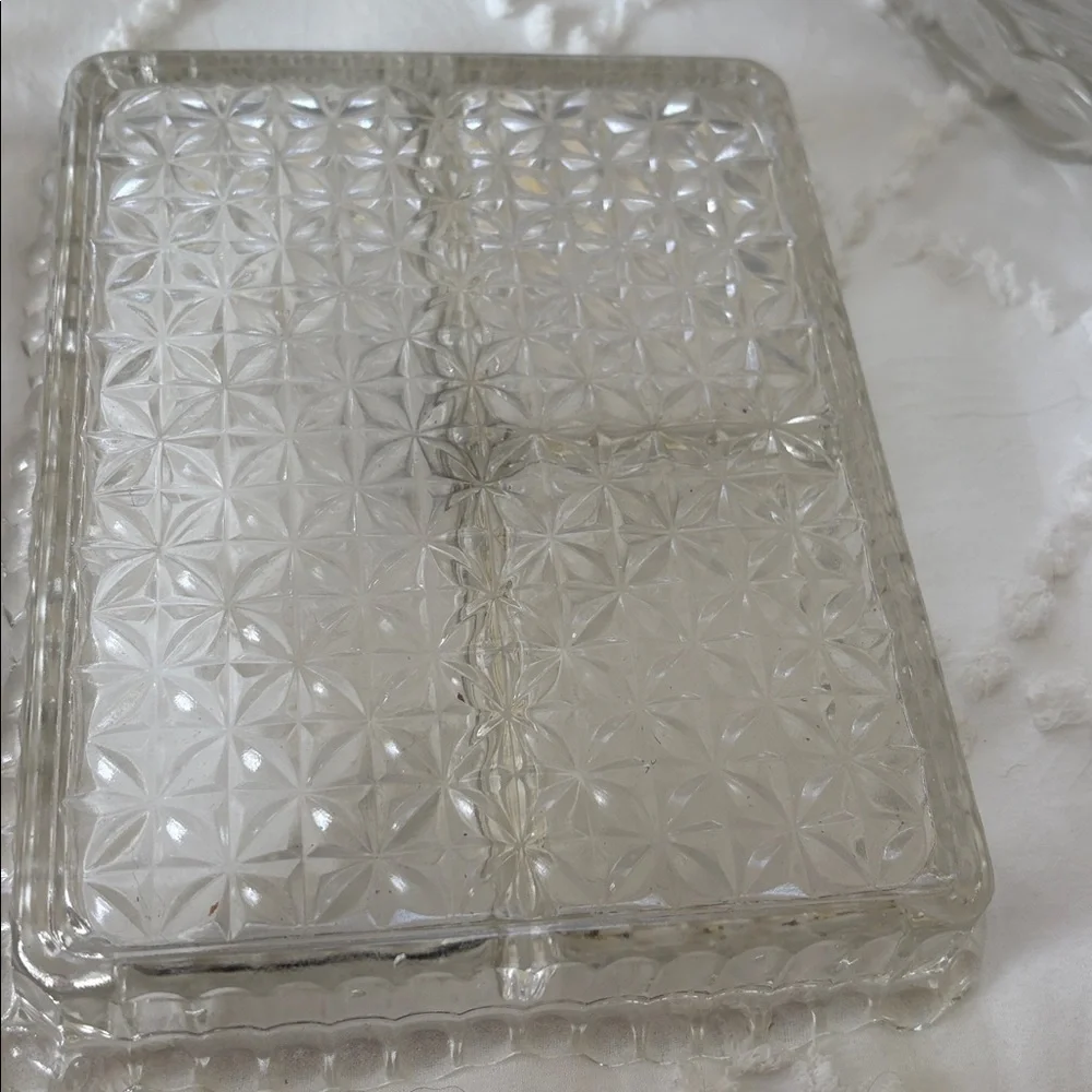 Glass crudités dish compartment